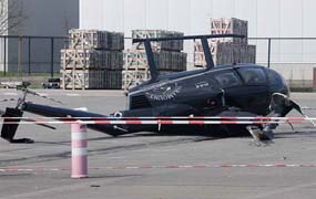 FLASH: Robinson R44 OO-PIV gecrasht in Geel FLASH: Robinson R44 OO-PIV gecrasht in Geel