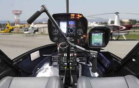 Robinson R44 Raven II met autopilot Robinson R44 Raven II met autopilot