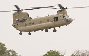 Boeing denkt dat haar Chinook de competitie zal winnen tegen de Sikorsky King Stallion Boeing denkt dat haar Chinook de competitie zal winnen tegen de Sikorsky King Stallion