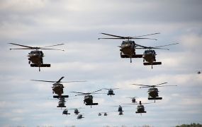 Sikorsky gaat meerdere Black Hawk's autonoom laten vliegen