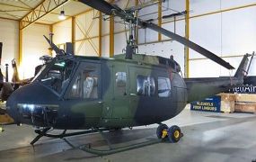 Schitterende Bell Huey UH-1D gaat in de Benelux vliegen Schitterende Bell Huey UH-1D gaat in de Benelux vliegen