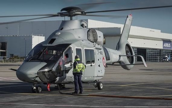 Airbus levert allereerste H160 SAR uit aan Franse Marine 