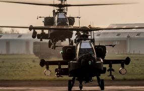FLASH: Hongarije plant Apache AH-64 aanvalshelikopters maar...