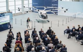Volocopter opent productiehall voor passagiers-drones Volocopter opent productiehall voor passagiers-drones