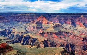 Heel knappe helikoptervlucht in de Canyons