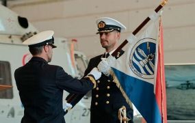 Bevelsoverdracht bij DHC: 860 squadron NH90 heeft nieuwe commandant