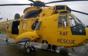 Prins William's instructeur sterft aan kanker door uitlaat SeaKing's 