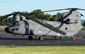 D-893 - Boeing - CH-47F Chinook