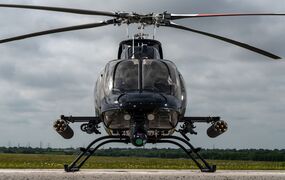 Bell toont zijn 'militaire' 407 helikopter